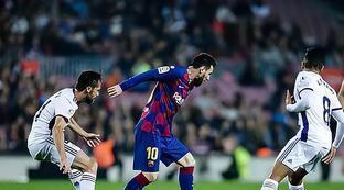 亚冬会的举 亚冬会的举