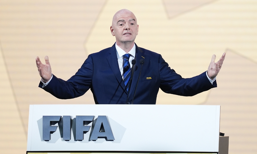 陷入极大的 陷入极大的